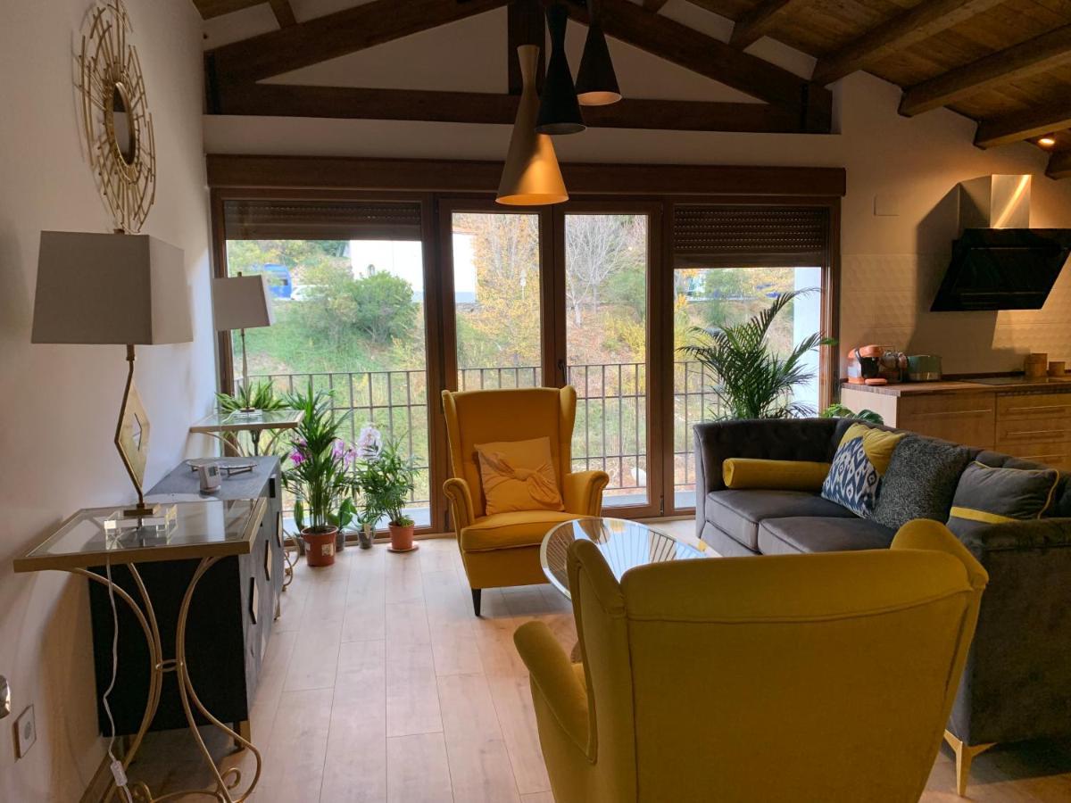 Apartamentos En El Valle Del Jerte Flores Para Angela كابيزويلا ديل فالي المظهر الخارجي الصورة