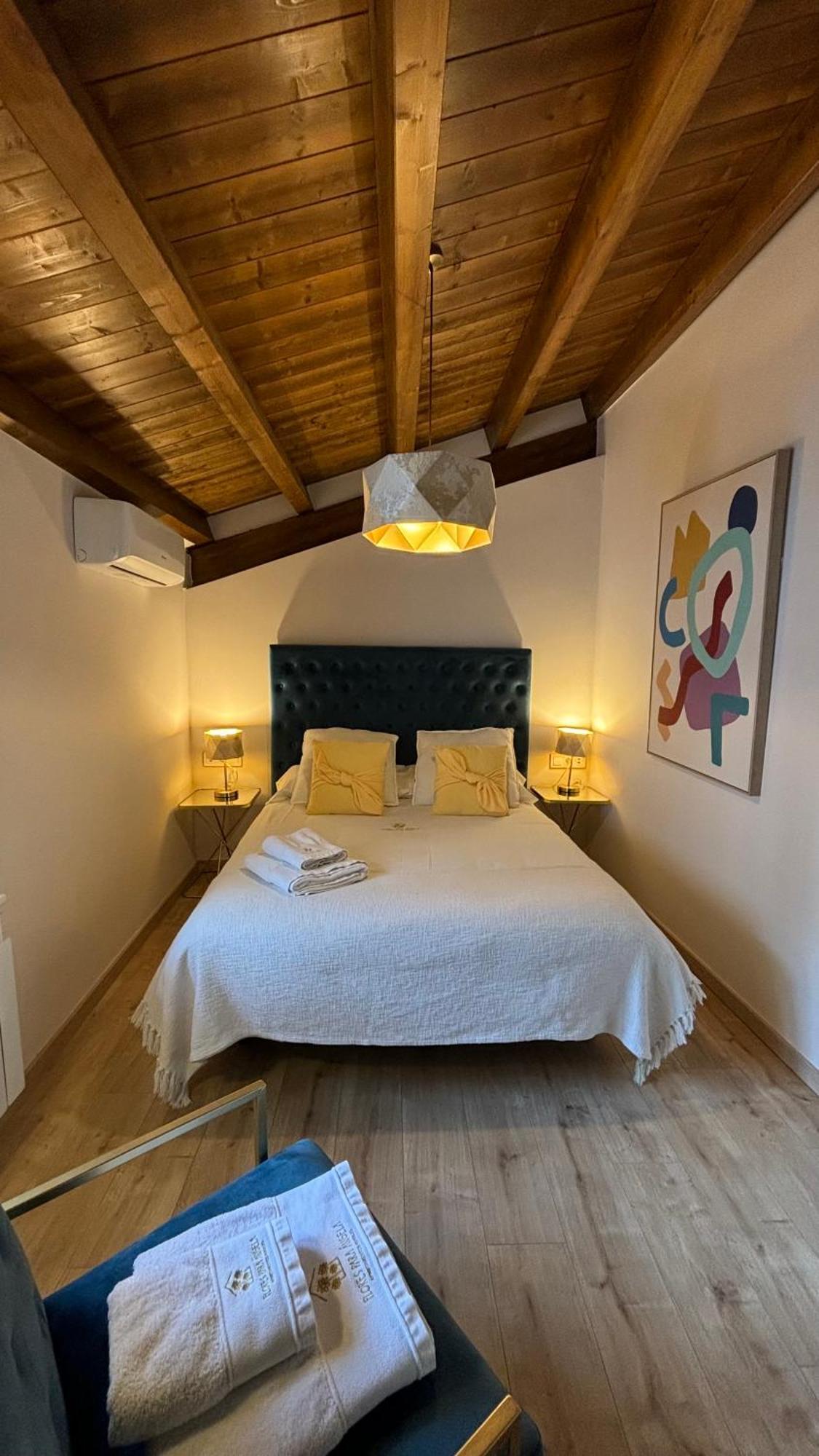 Apartamentos En El Valle Del Jerte Flores Para Angela كابيزويلا ديل فالي المظهر الخارجي الصورة